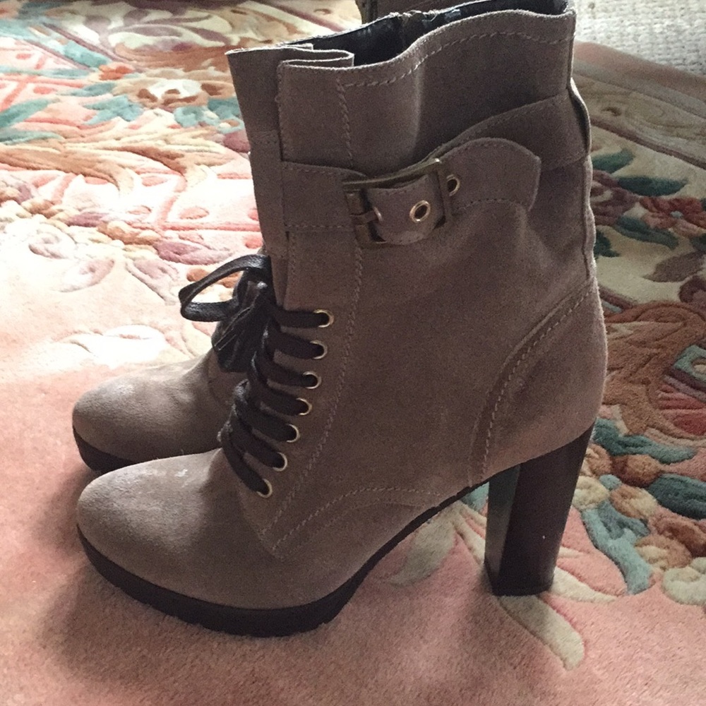 Ankle boots